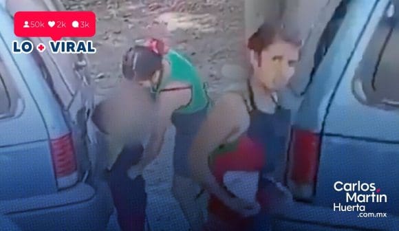 (VIDEO) Captan a mujer golpeando a niño en mercado de Ecatepec