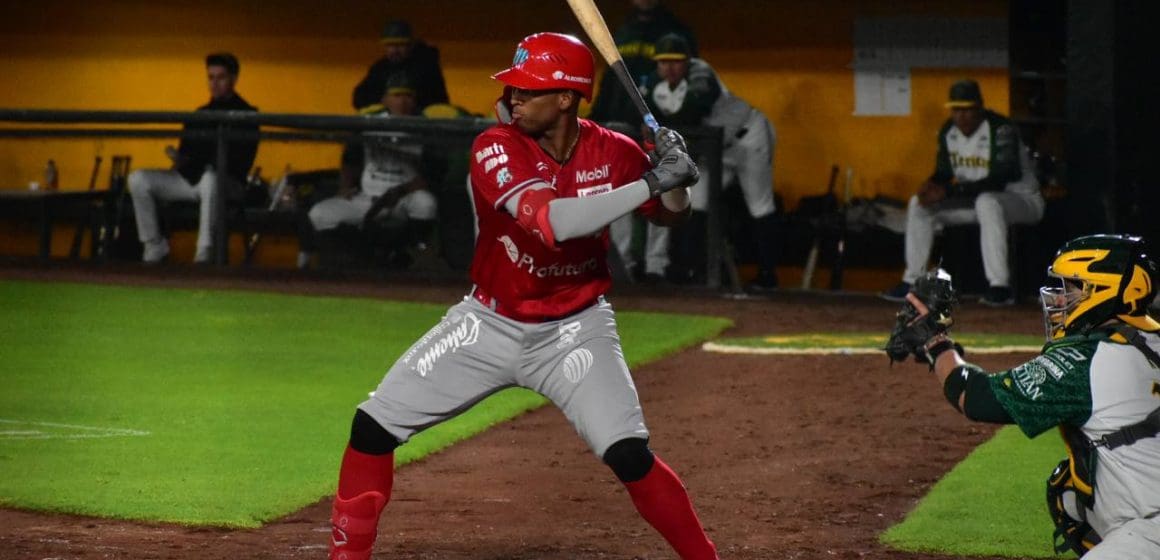 Los Pericos contra la pared; los Diablos se colocan a un triunfo de completar la barrida