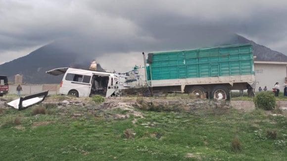 Suman 9 muertos y 12 heridos en choque entre Atexcac y Guadalupe