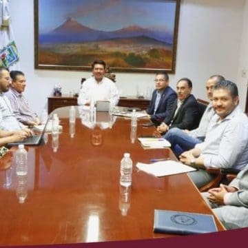 Instalan mesa de diálogo para investigar lo sucedido en el Mercado Hidalgo