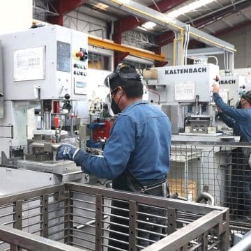 Eleva Fitch Ratings calificación crediticia al gobierno de Puebla