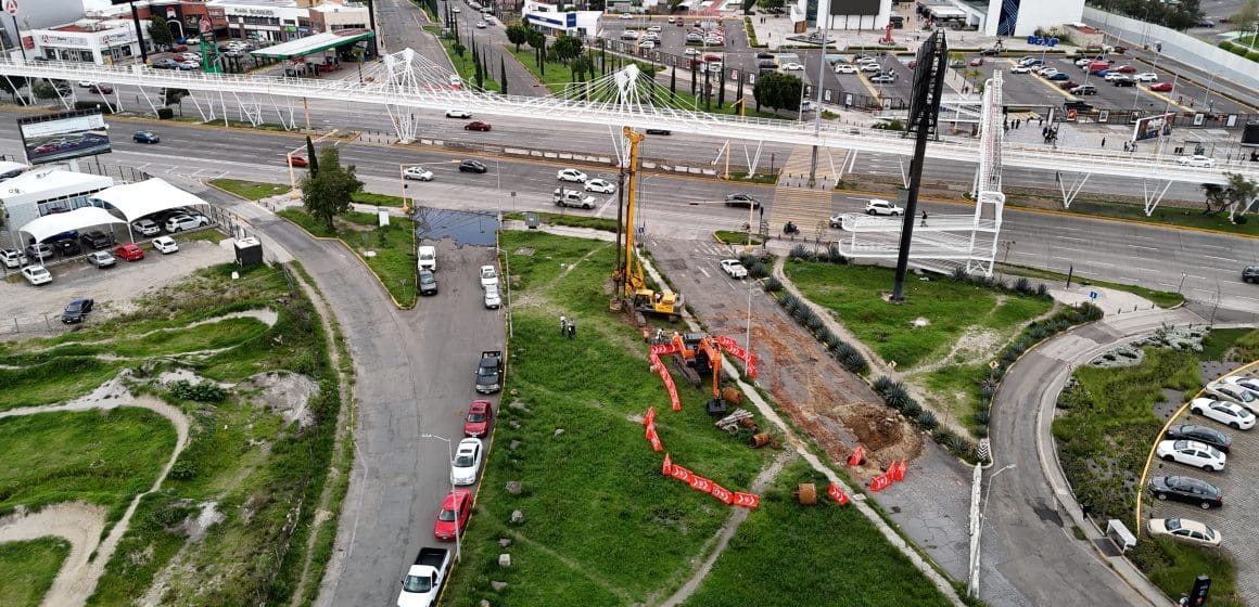 Inicia obra del viaducto elevado y paso Inferior vehicular en la Vía Atlixcáyotl