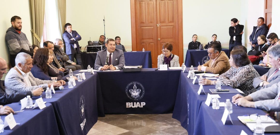 Armenta refrenda compromiso de caminar de la mano con la BUAP con respeto a la autonomía universitaria