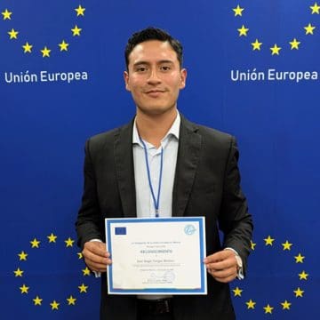 Gana egresado BUAP prestigiosa beca para estudiar posgrado en tres países de la UE