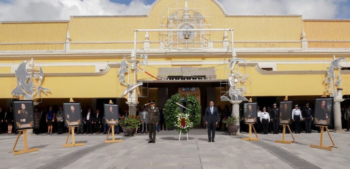 Conmemoran a los Niños Héroes en ceremonia cívica de San Andrés Cholula