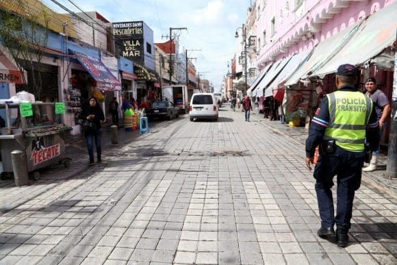 Realizan operativo de ordenamiento en la zona de pescados y mariscos de Puebla