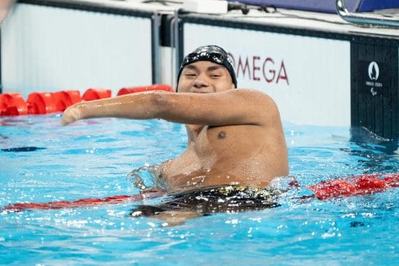 Ángel Camacho gana medalla de plata, tercera en Paralímpicos de París