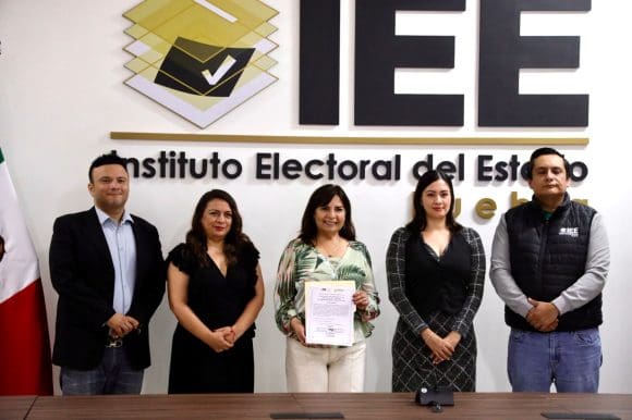 Beatriz Manrique recibe constancia como diputada por el PVEM  