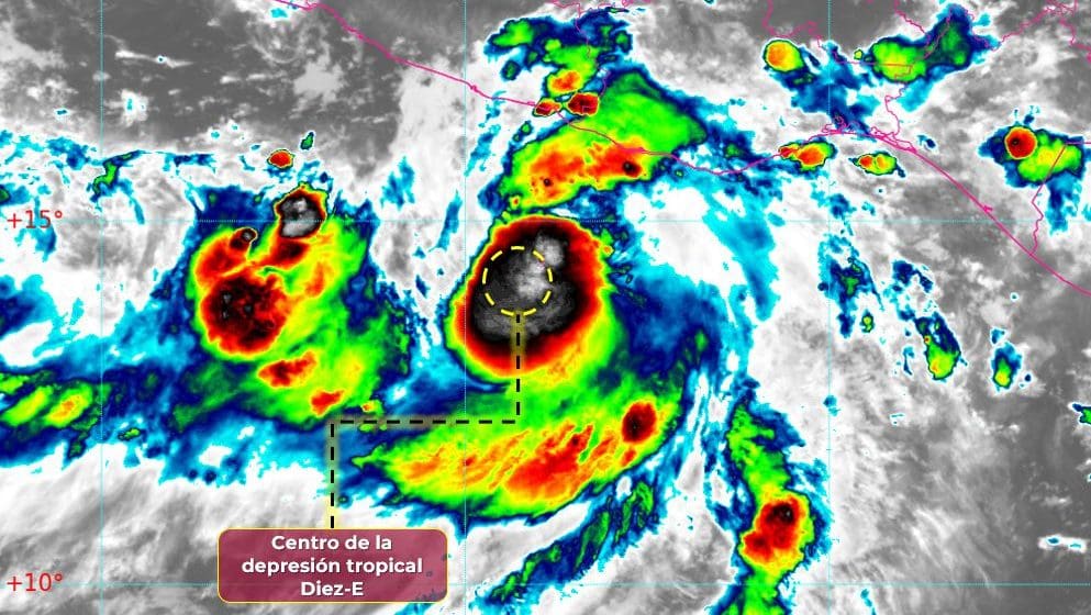 Depresión tropical Diez-E permanece estacionaria en costas del Pacífico sur