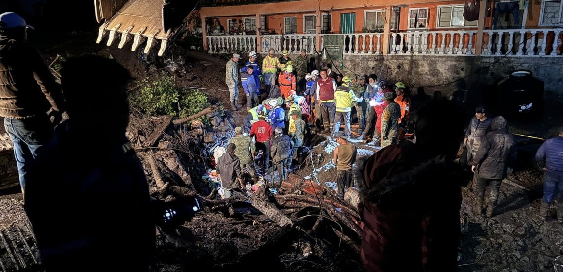 Cerro se desgaja en Jilotzingo, Estado de México