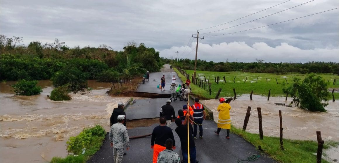 Suman 22 muertos en México por el paso de ‘John’