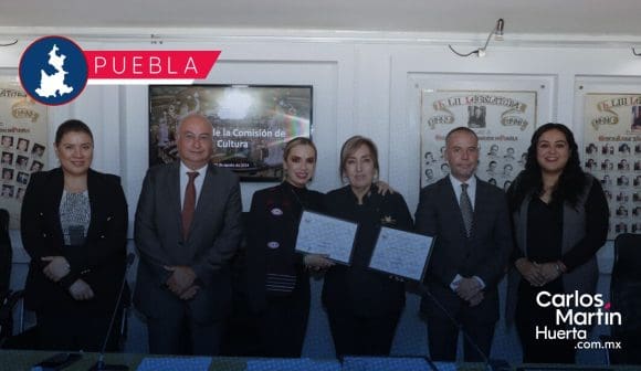 Reconocen a destacadas poblanas en el Congreso de Puebla