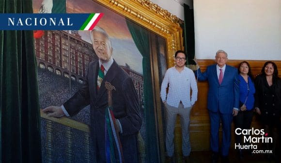 Devela AMLO su retrato; se exhibirá en Palacio Nacional