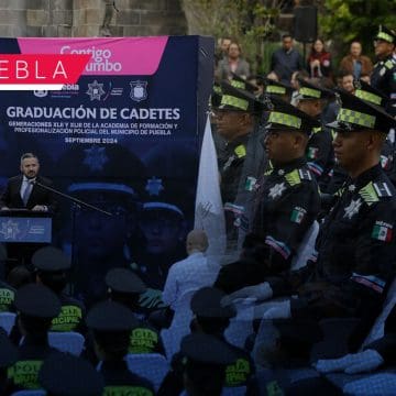 Suman a 95 nuevos policías municipales en Puebla; les toman protesta