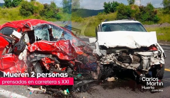 Dos personas mueren prensadas en choque sobre la Siglo XXI