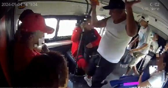 asalto combi Iztapalapa Captan asalto en combi en Iztapalapa; “nomás regálenos unos billetes de los grandotes”