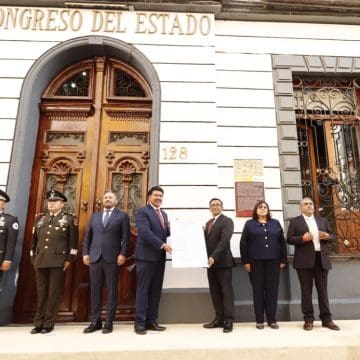 Con colocación del Bando Solemne, Fiestas Patrias inician en Puebla