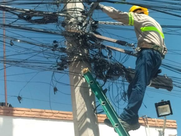 Retiran  más de un millón de metros de cableado en la ciudad Puebla