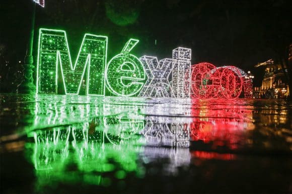 Fiestas Patrias 2025: Puebla brilla con el encendido de luces este 31 de agosto