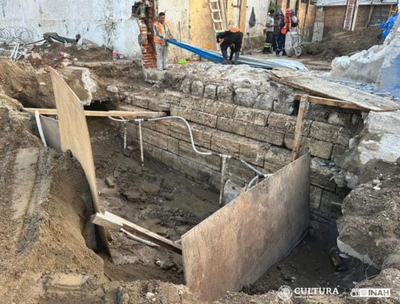 INAH localiza vestigios arquitectónicos de la antigua muralla del puerto de Veracruz