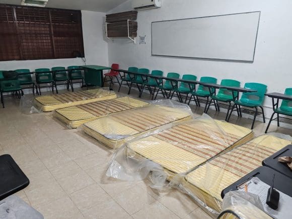 Por tormenta tropical Helene habilitan refugios y suspenden clases en Quintana Roo