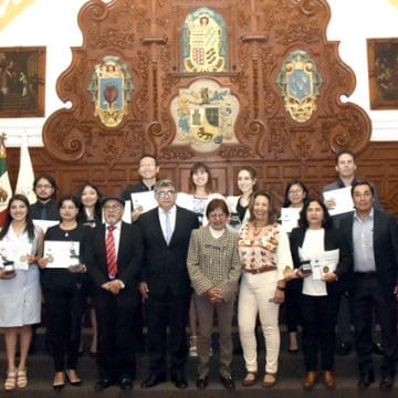 Reconoce BUAP a las mejores tesis de posgrado