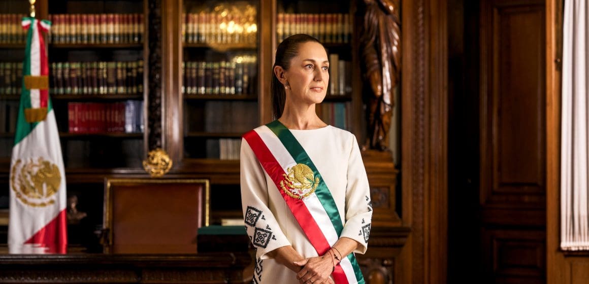 Claudia Sheinbaum presenta su foto oficial como Presidenta de México