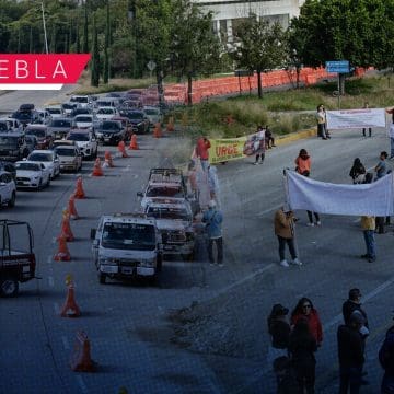 Concesionarios desquician la Vía Atlixcáyotl tras manifestación; piden tarifa a 19 pesos