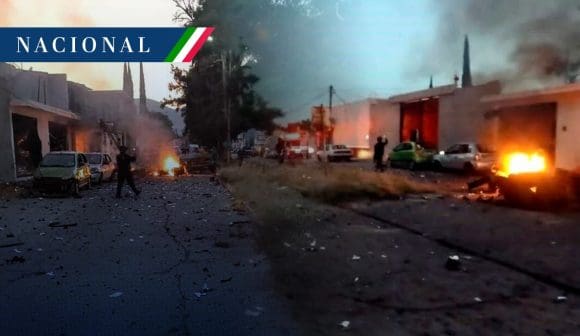 Explota coche bomba afuera de la Secretaría de Seguridad de Acámbaro, Guanajuato