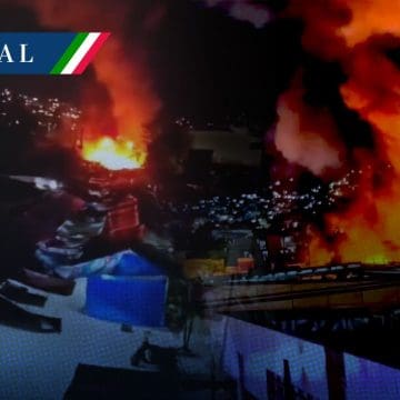 Incendio consume locales del mercado Central de Acapulco