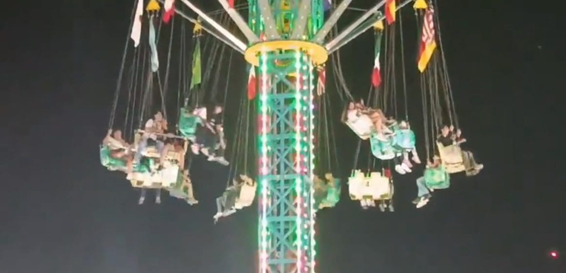 Falla en juego mecánico en Feria de Apatzingán deja tres heridos     