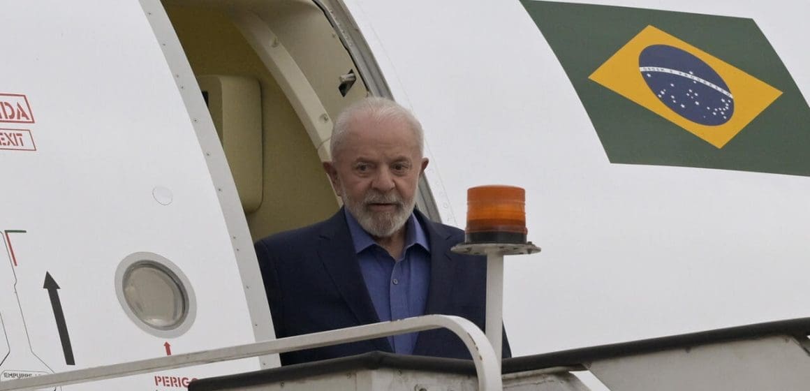 Avión de Lula da Silva presenta falla técnica que lo obliga a regresar a México