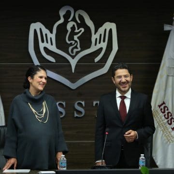 Asume Martí Batres Dirección General del Issste