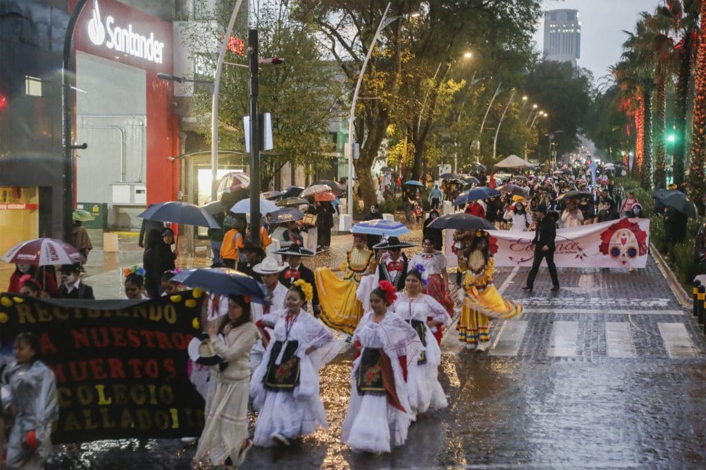 desfile dia de muertos 650083