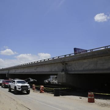 Abren temporalmente paso superior vehicular “Central de Abasto”