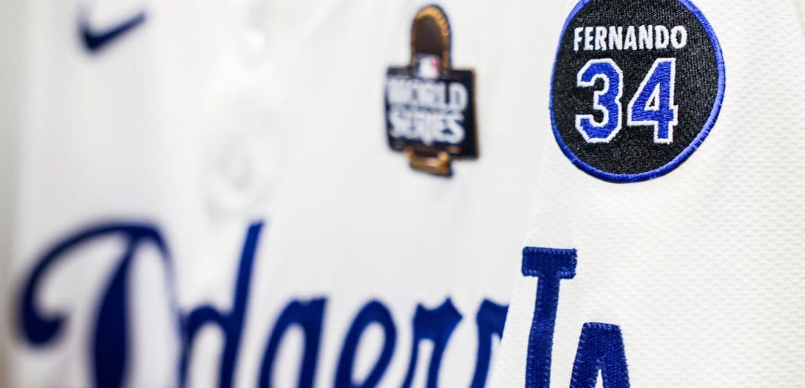 Los Dodgers rendirán homenaje a Fernando Valenzuela con un parche en el uniforme