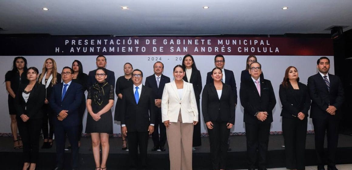 Presenta Lupita Cuautle a gabinete de la administración 2024-2027