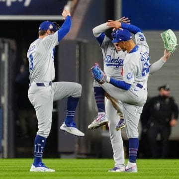 Los Dodgers superaron a los Yankees y se colocan a un triunfo del título en la Serie Mundial