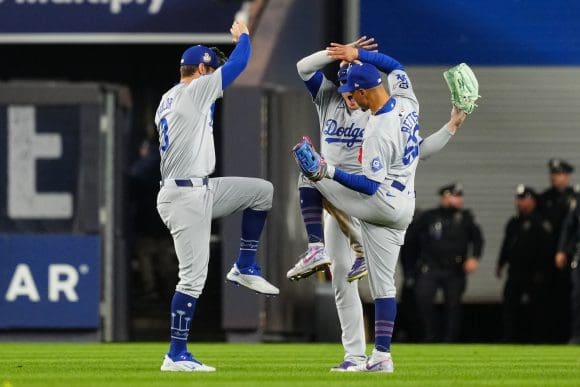 Los Dodgers superaron a los Yankees y se colocan a un triunfo del título en la Serie Mundial