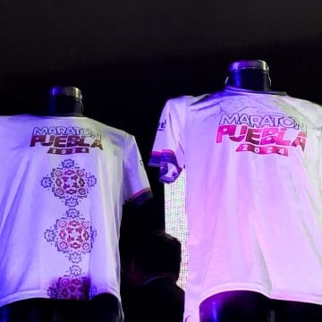 Fueron presentadas la Playera y la Medalla rumbo al Maratón de Puebla 2024