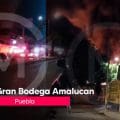 Arde la Gran Bodega de Amalucan, rescatan a trabajador atrapado