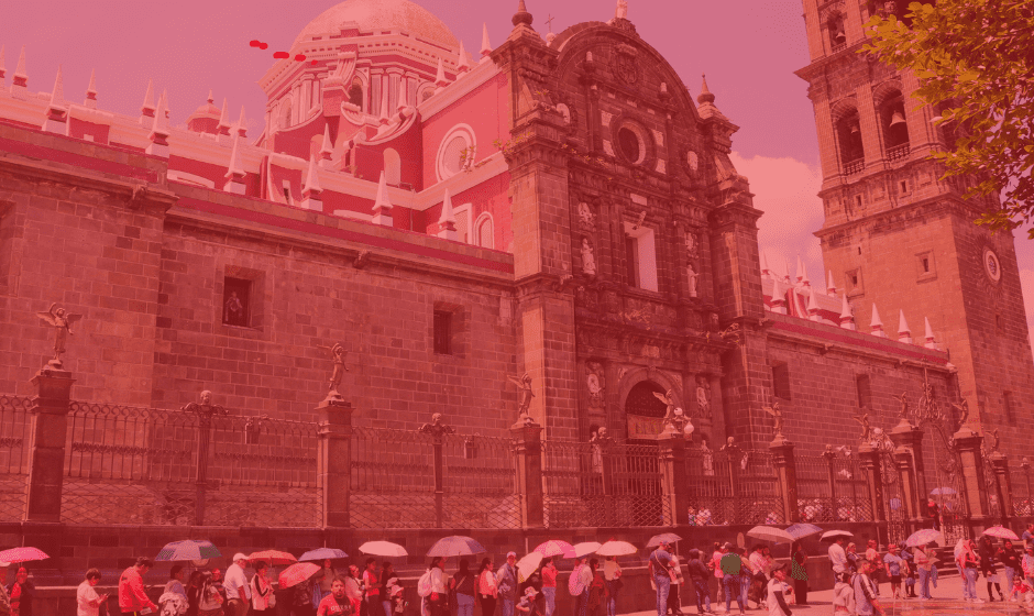 Puebla iluminará su catedral durante el #RedWeek para visibilizar la persecución de los cristianos