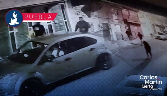 En segundos, roban autopartes a vehículo en la colonia Zaragoza