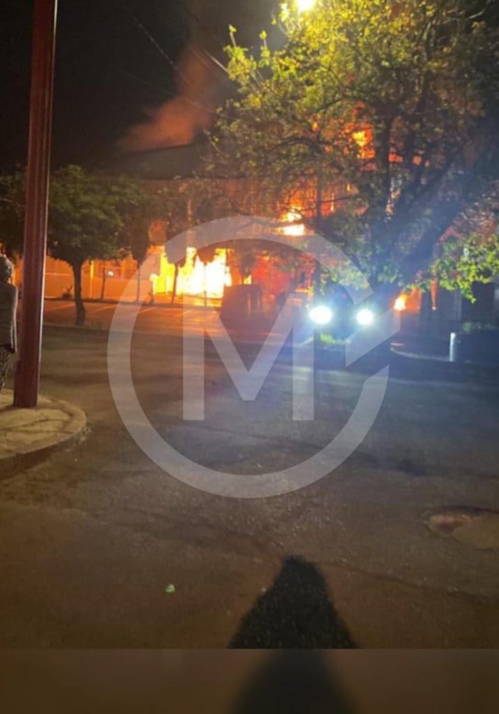 Incendio en La Gtan Bodega Amalucan