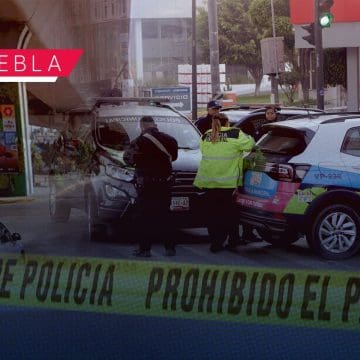 Mujer se quita la vida tras aventarse de puente en la Calzada Zaragoza