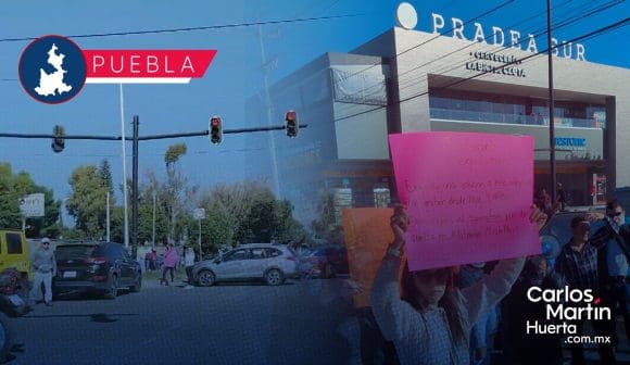 Vecinos bloquean bulevar Valsequillo frente a Plaza Pradea Sur; exigen semáfor