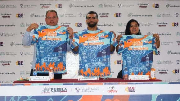 El INPODE presentó la playera y medalla de la Carrera del Migrante 2024; todo listo para la justa