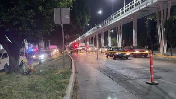 Asesinan a una mujer en el bulevar a Hermanos Serdán