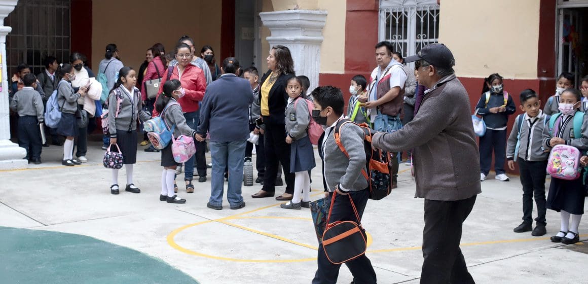 Suspenden actividades oficinas del Gobierno del Estado y escuelas; 15 y 18 de noviembre