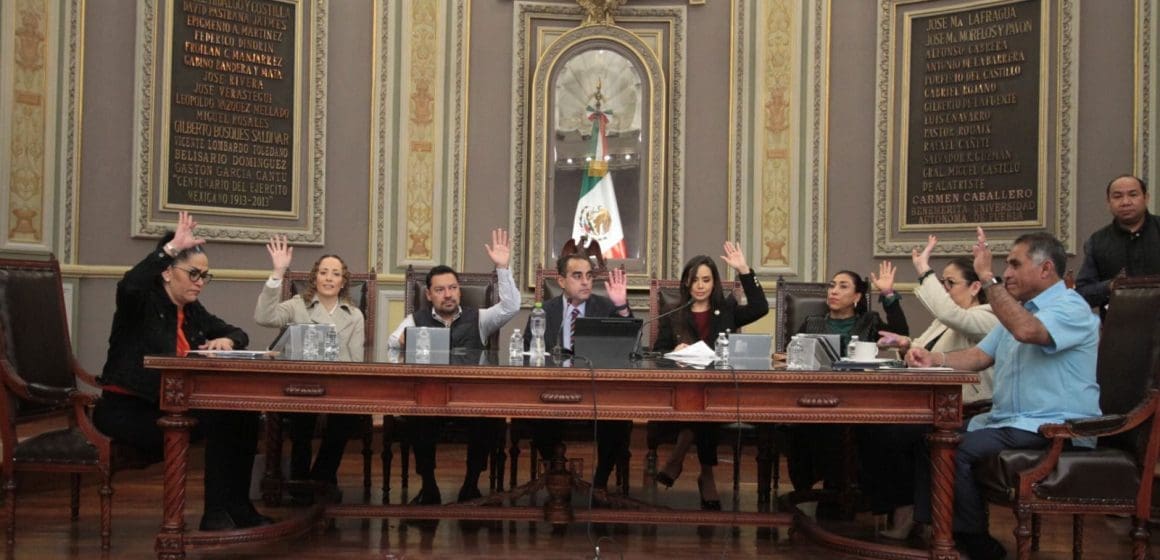 Convoca Comisión Permanente a sesión extraordinaria de la LXII Legislatura